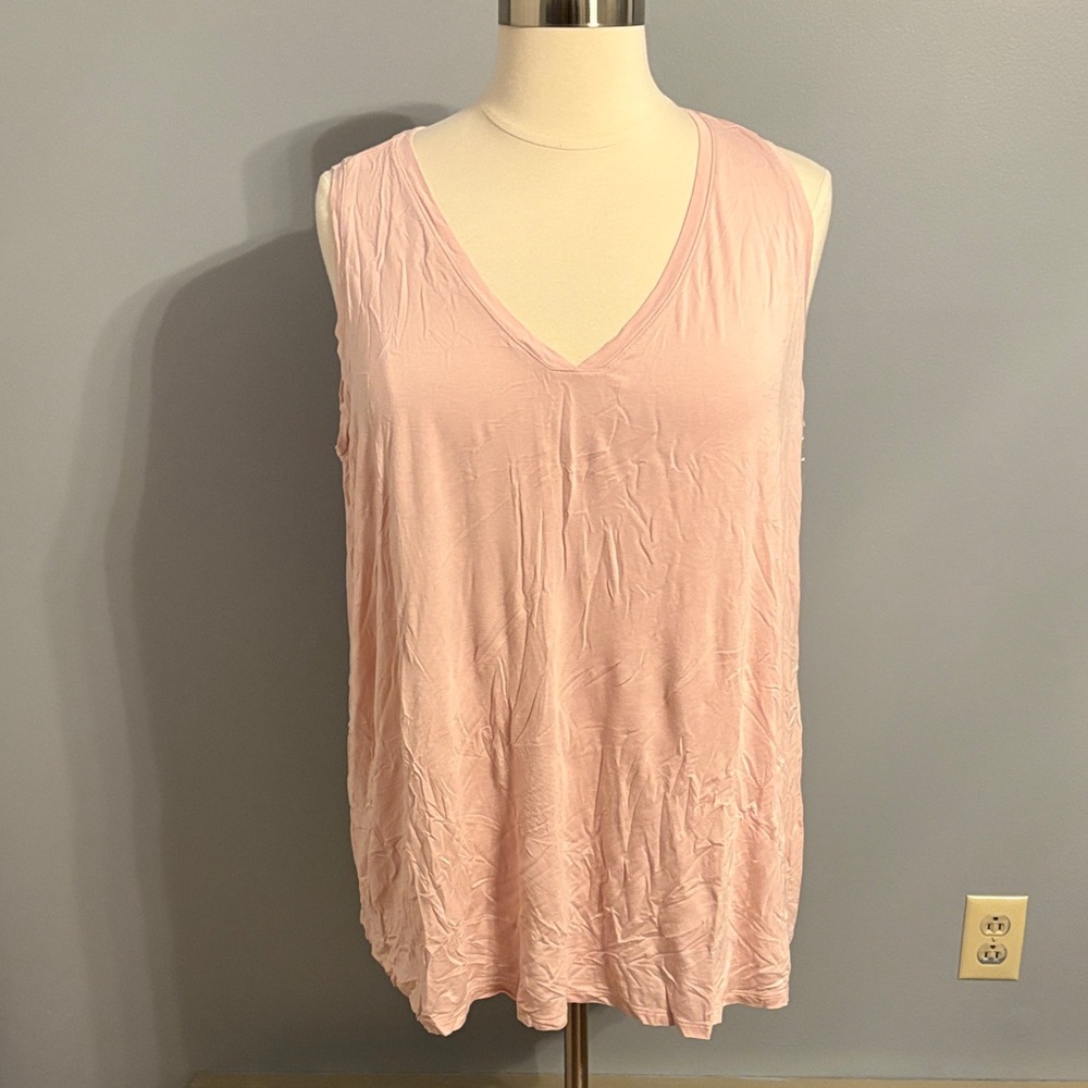 Lane Bryant Soft Pink V-Neck Sleeveless Tank Top